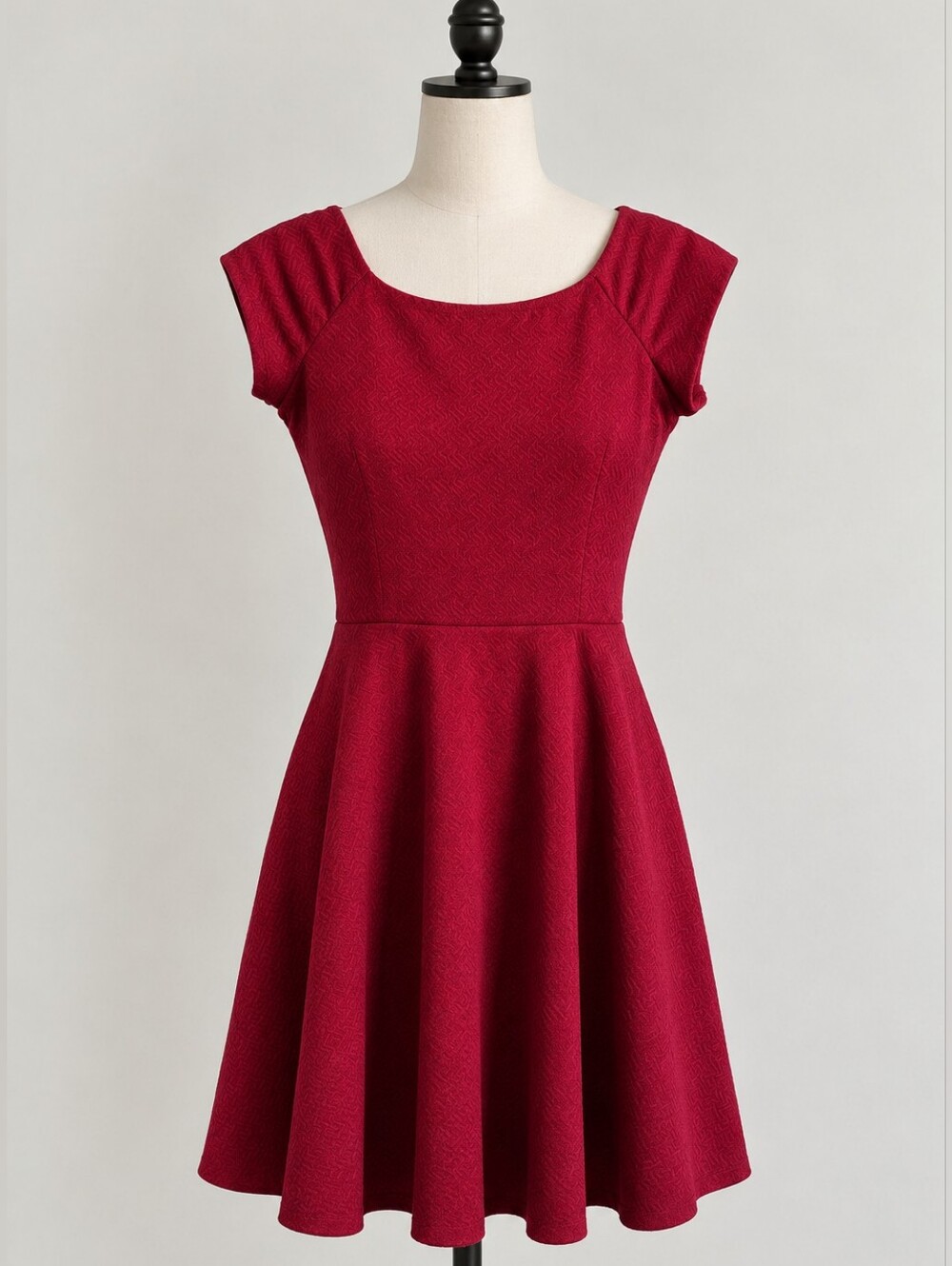 Ultraflirt Burgundy Red Textured Fit & Flare Dress - Size M